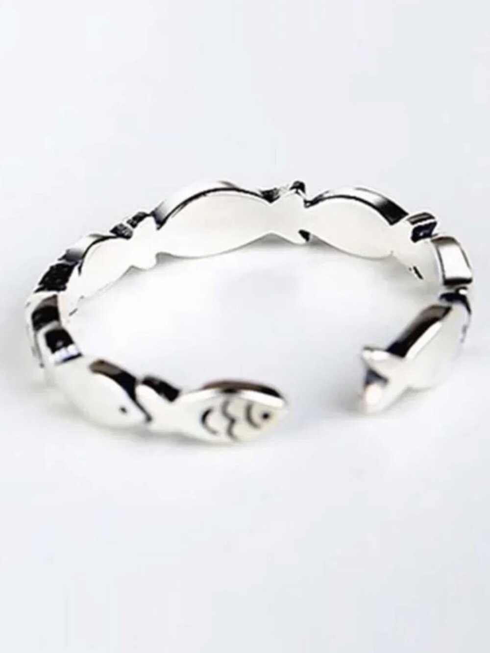 Fish Design Ring1966 - Picture 3 of 6